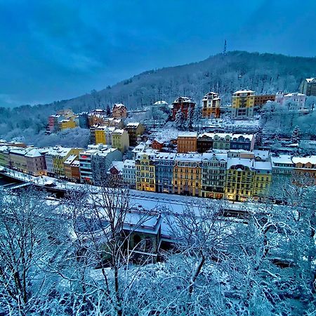 Hotel Ontario Κάρλοβι Βάρι Εξωτερικό φωτογραφία